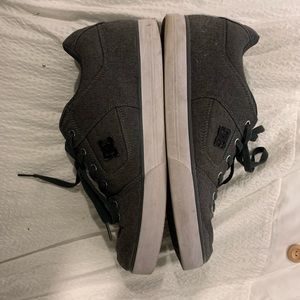 Dc shoes